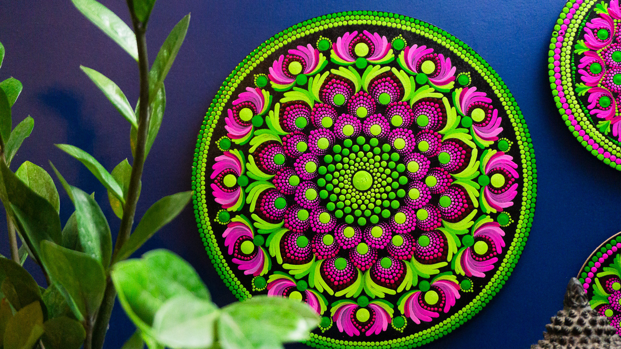 preview of Blooming Magenta artwork